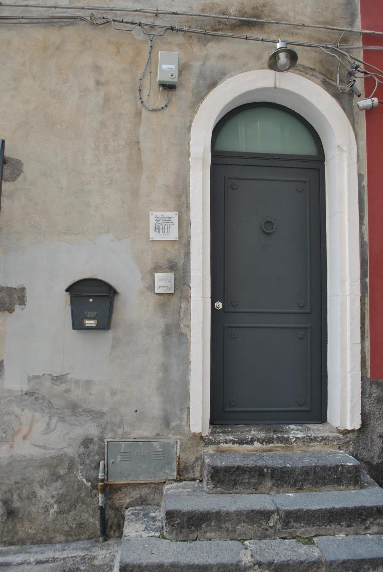 La Terrazza Dell'Odeon Villa Catania-Fontanarossai nemzetközi repülőtér Kültér fotó